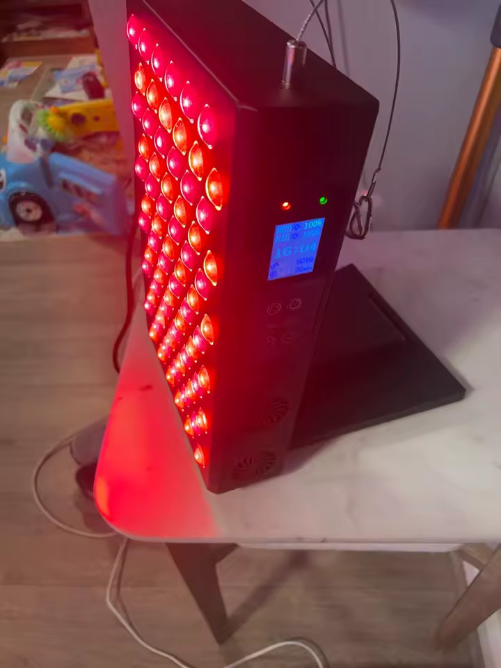 The Tabletop on a small side table, 15:00 countdown on the LCD display, real home setting